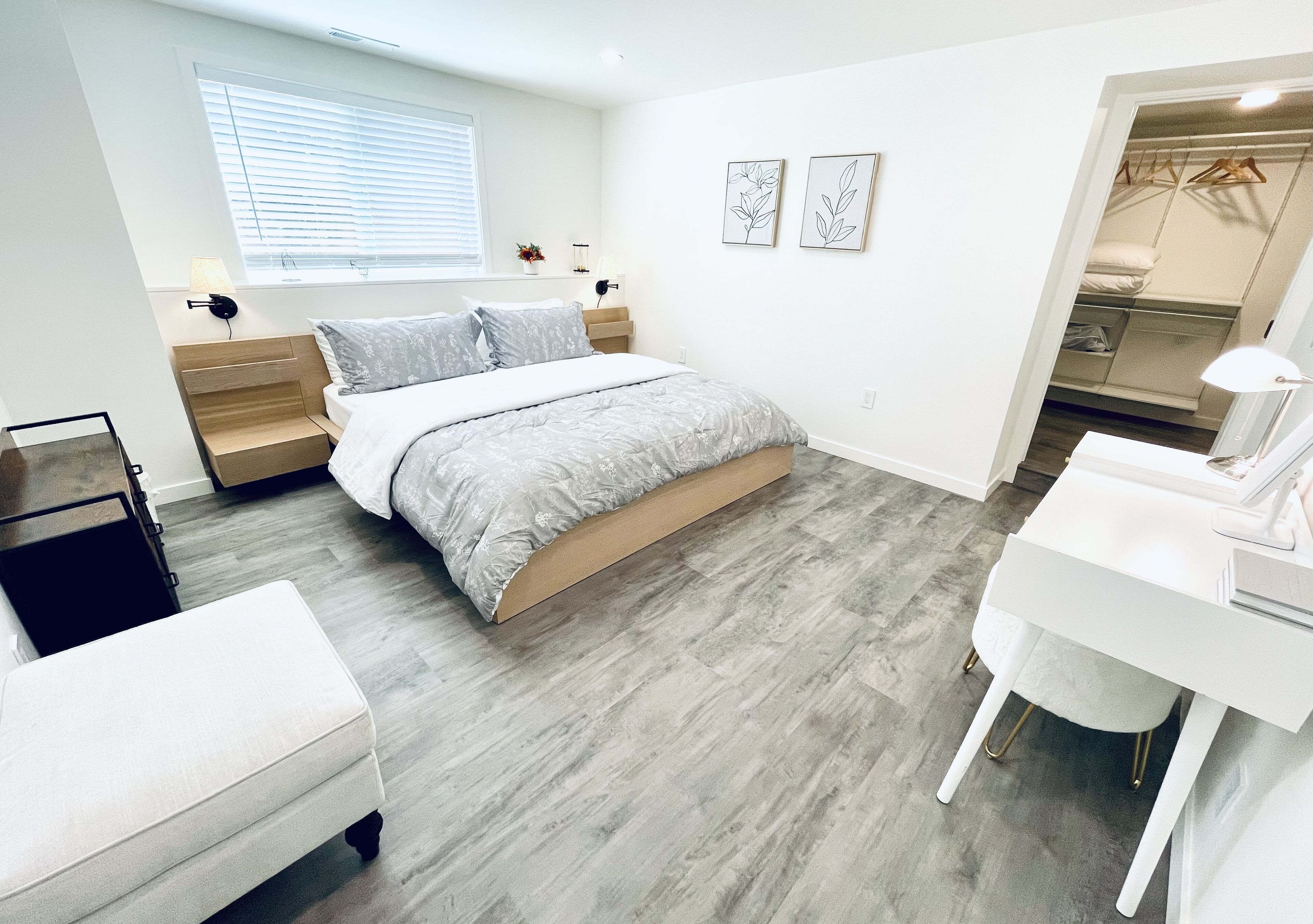 Fully New remolded Entire space/Private Entry