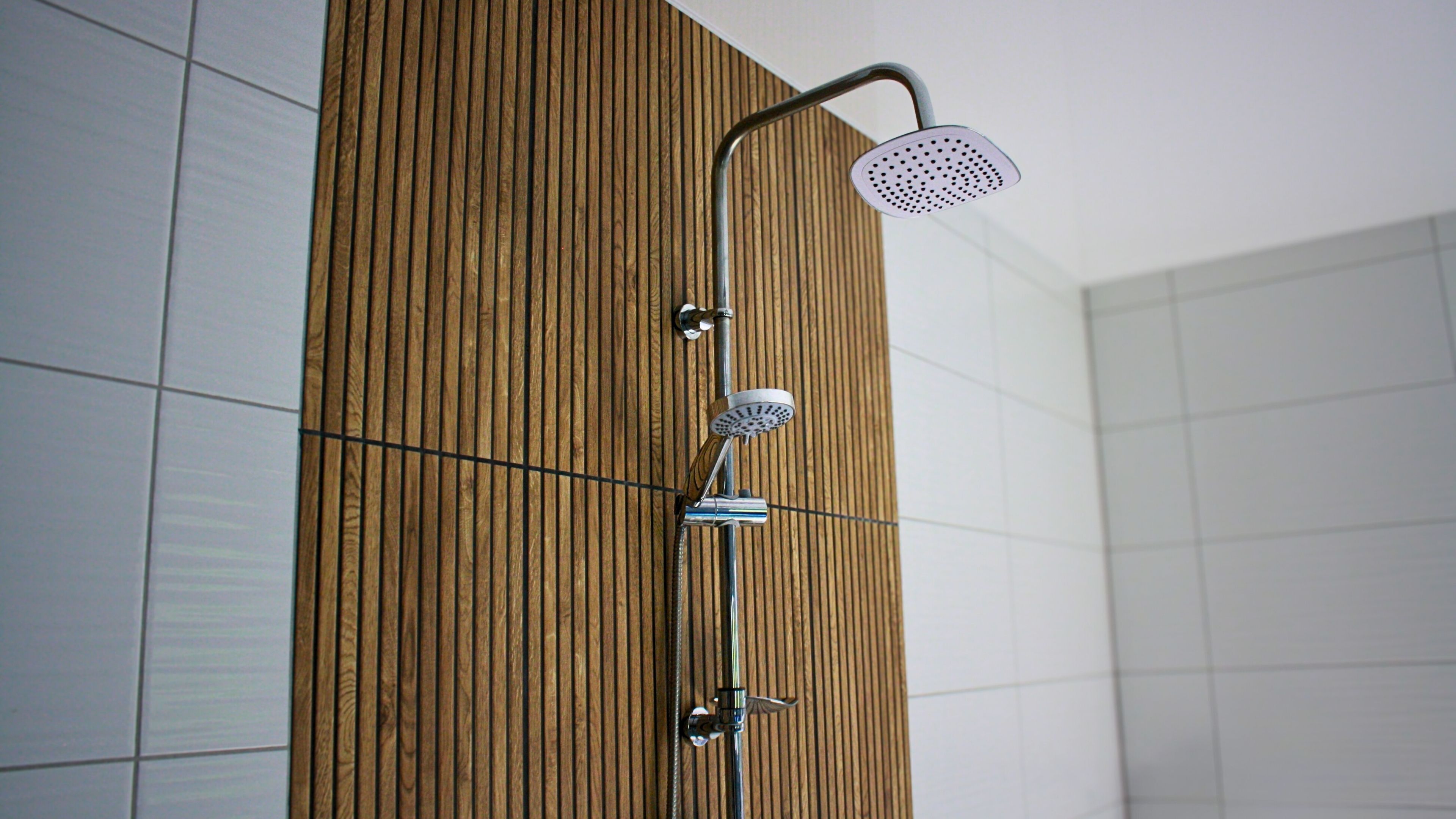 Badewanne, Haartrockner, Seife, Toilettenpapier