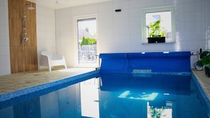 Piscine couverte, piscine chauffée