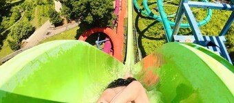 2 bedroom cozy condo with parking on premises