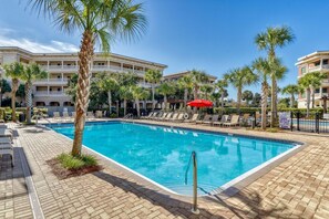 Pool - Newly Renovated Professionally Decorated Gulf Views! Pool & Beach Access. (Seacrest Beach)