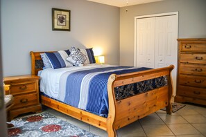 4 bedrooms, desk, free WiFi - Disney World Villa – 4BR, Private Pool, Family Retreat (Davenport)