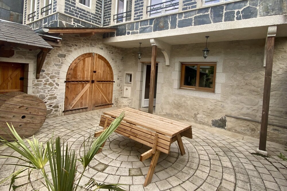 Maison Accueillante Cœur du Village . Brassac