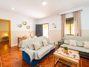 Télévision, cheminée