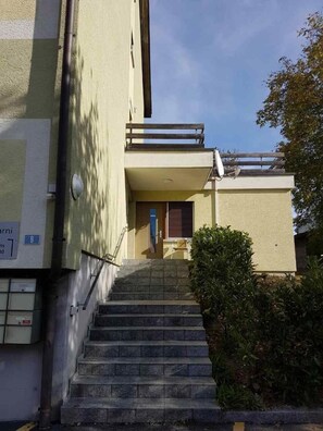 Facciata della struttura