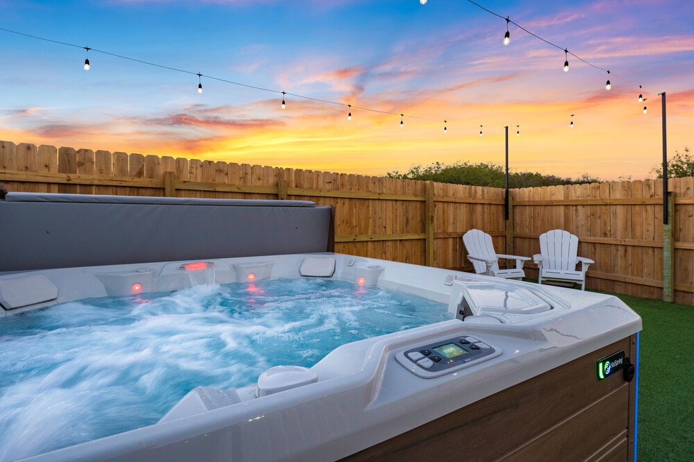 40 Acre Country Retreat Minutes from Downtown Waco