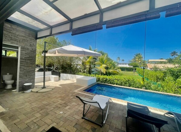 Alberca al aire libre 