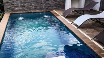 Piscina a l'aire lliure