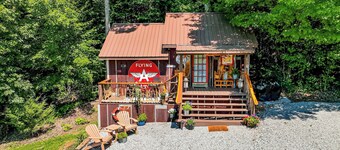 Fabulous Shack in the heart of Tellico Plains...