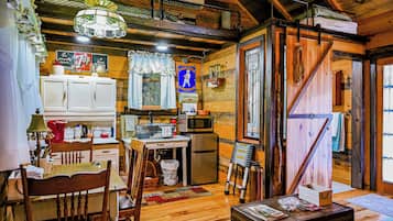 Fridge, microwave, coffee/tea maker, toaster