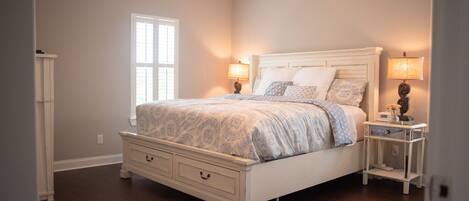 3 bedrooms, free WiFi, bed sheets