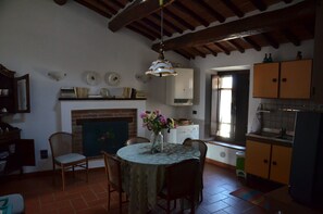 Dining - La Petronilla Montepetriolo - Apartment Lina (Monte Petriolo)