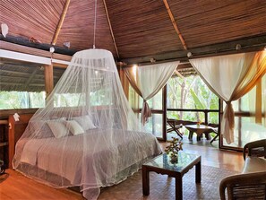 Signature Cabin | Bed sheets - Jardín Secreto Centro Holístico (Acapulco)