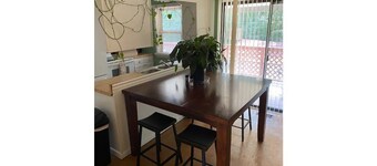 Cozy little home in a Peaceful Neighborhood