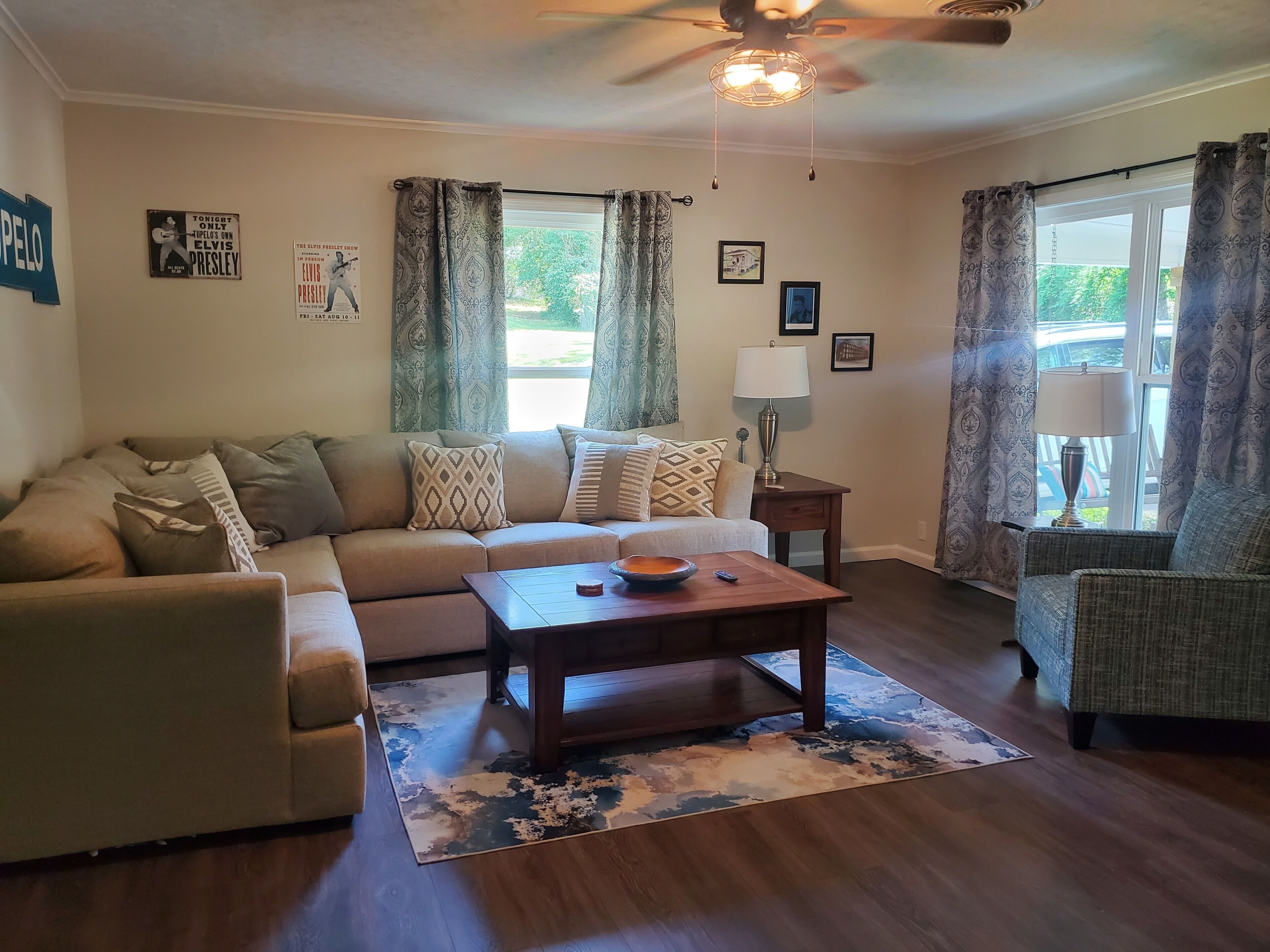 Spacious Historic Downtown home that sleeps up to 10!