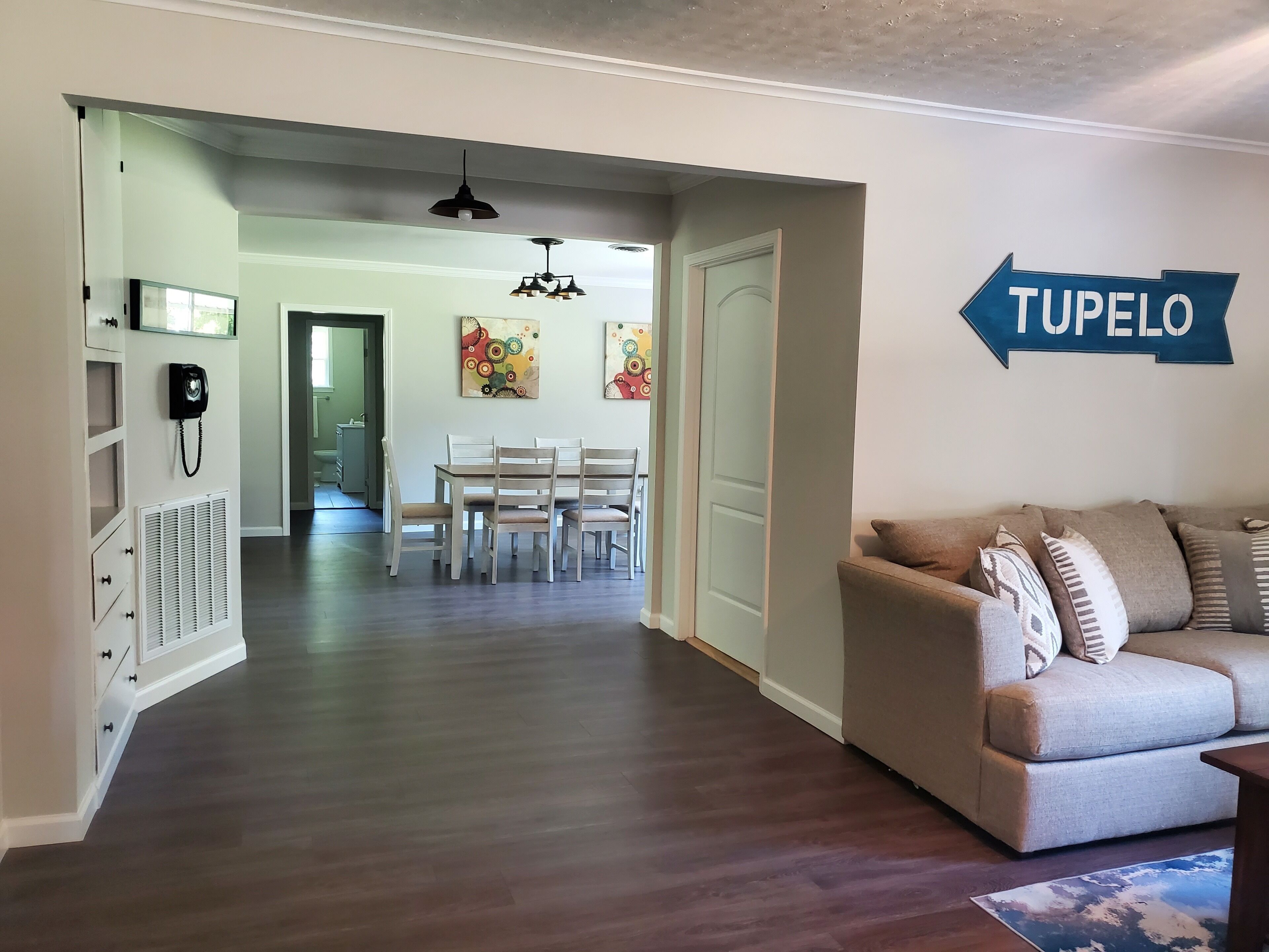 Spacious Historic Downtown home that sleeps up to 10!