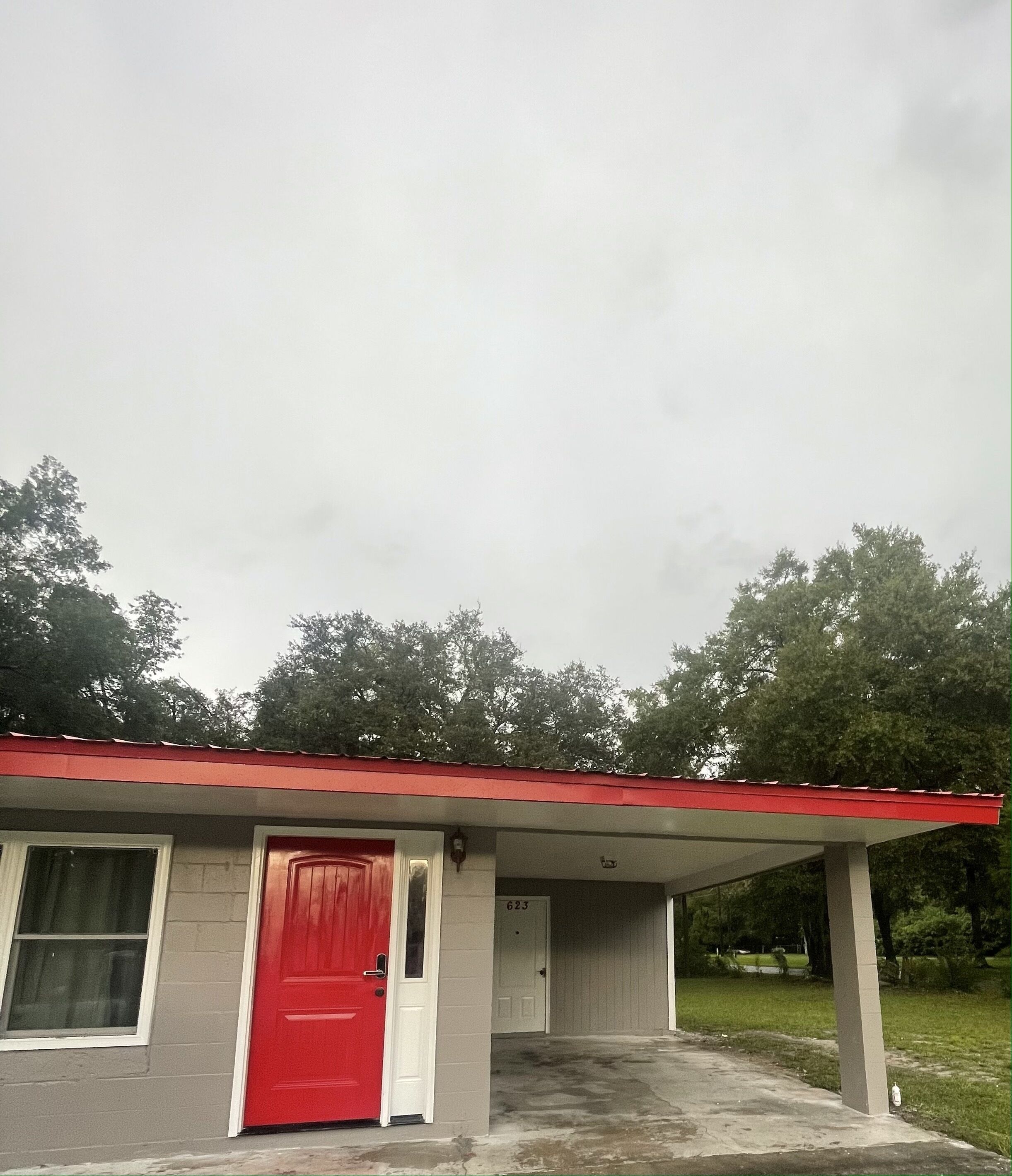 Welcome to "The Red Hideaway"!