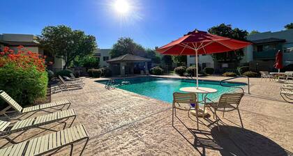 Lakeside Oasis with Ample Amenities!!