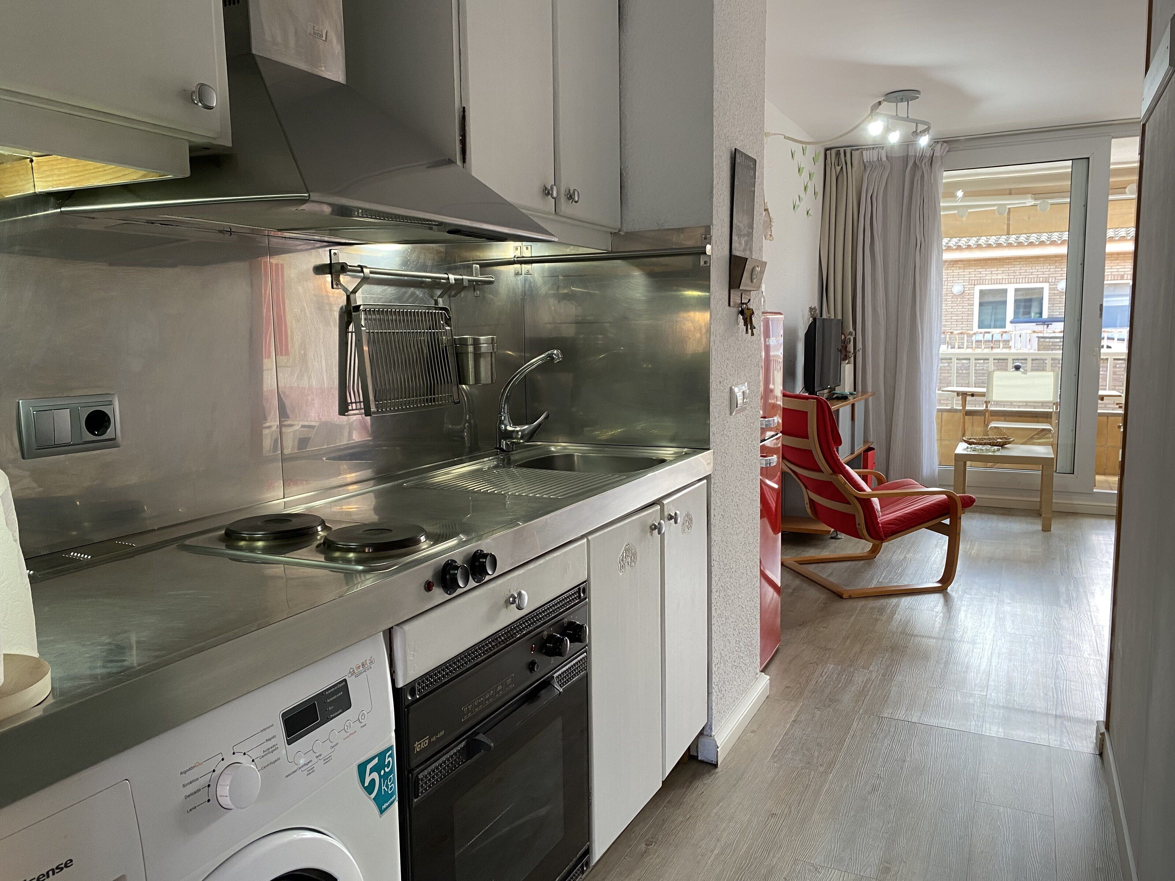 Comfort and Style- Beach Apartment in L'Estartit