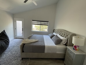 3 habitaciones, cuna de viaje, wifi gratis y ropa de cama 