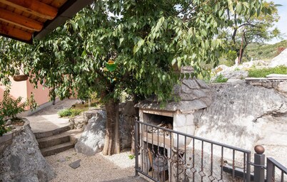 2 bedroom awesome home in Peracko Blato