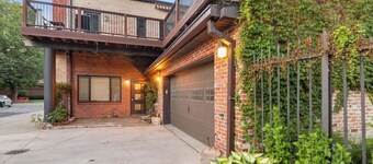 Over 4500 sqft of Luxury living [Billiards table, Arcade room, 5 BR & 4 BA]