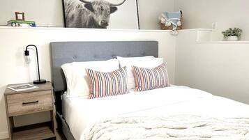 1 bedroom, iron/ironing board, free WiFi, bed sheets