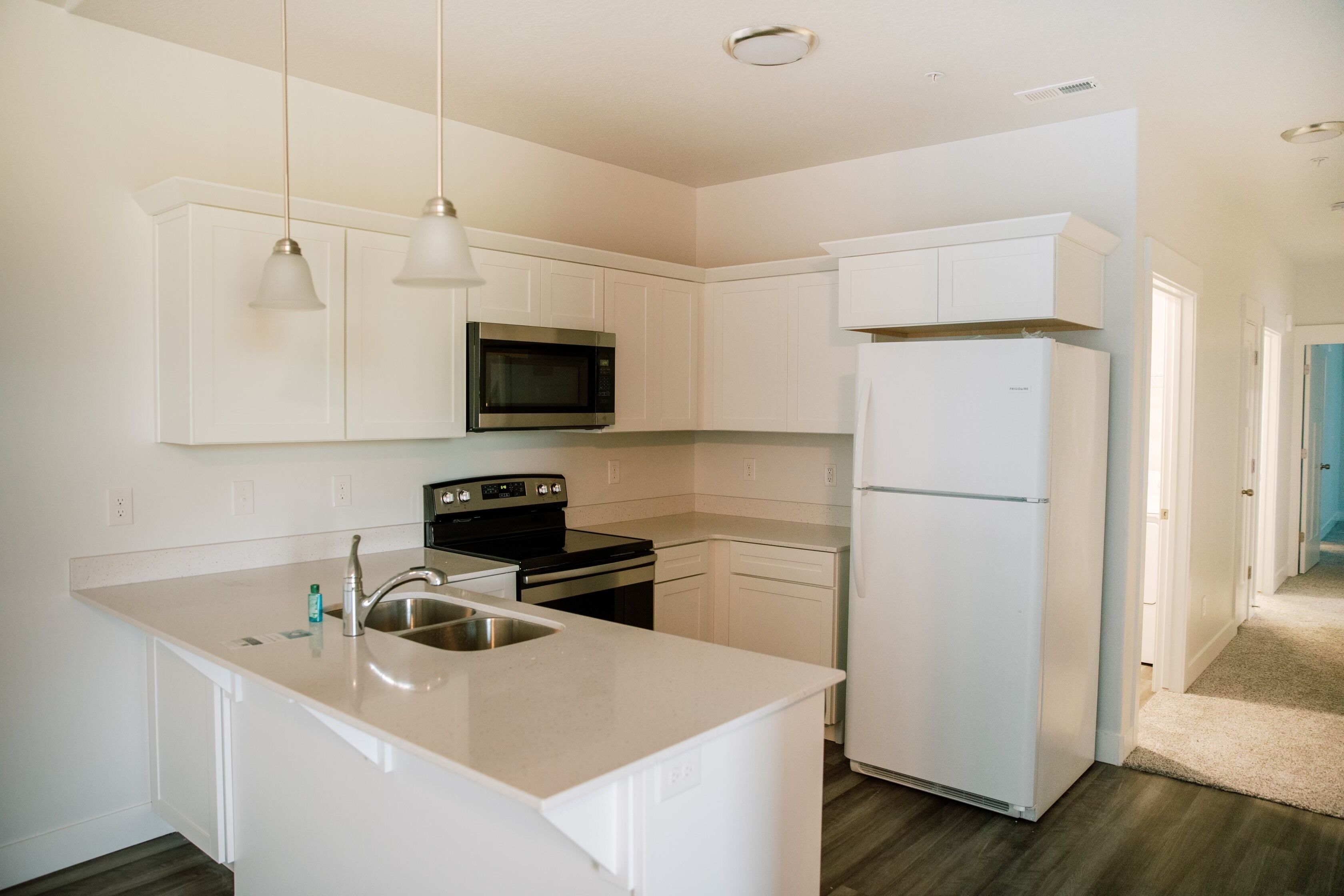 6 mins to Adobe Headquarter Brand New Condo/Lehi