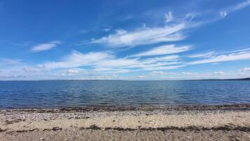 Plage à proximité, pêche sur place