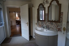 Room - De bezige Bij (Kerkrade)