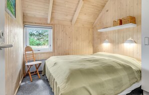 4 عدّة غرف نوم وسرير سفر وواي فاي مجانًا