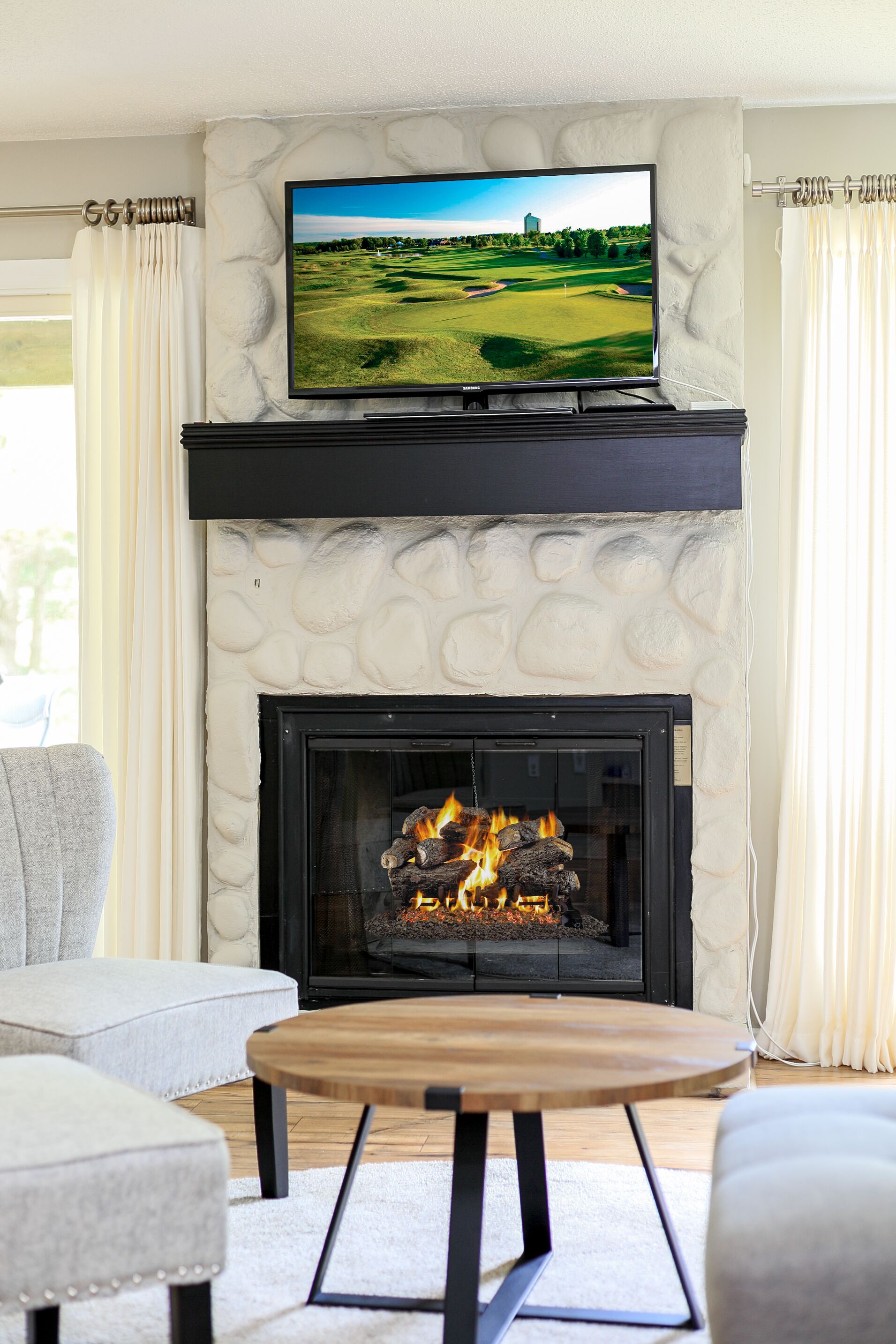 ♕ Cozy & Stylish 2 King 2BDR Condo @ Hilltop > 5735