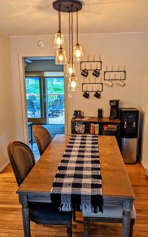 تناول الطعام