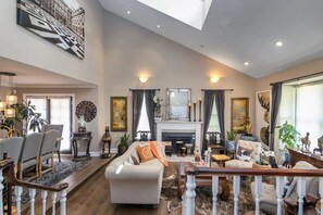 智能電視、壁爐