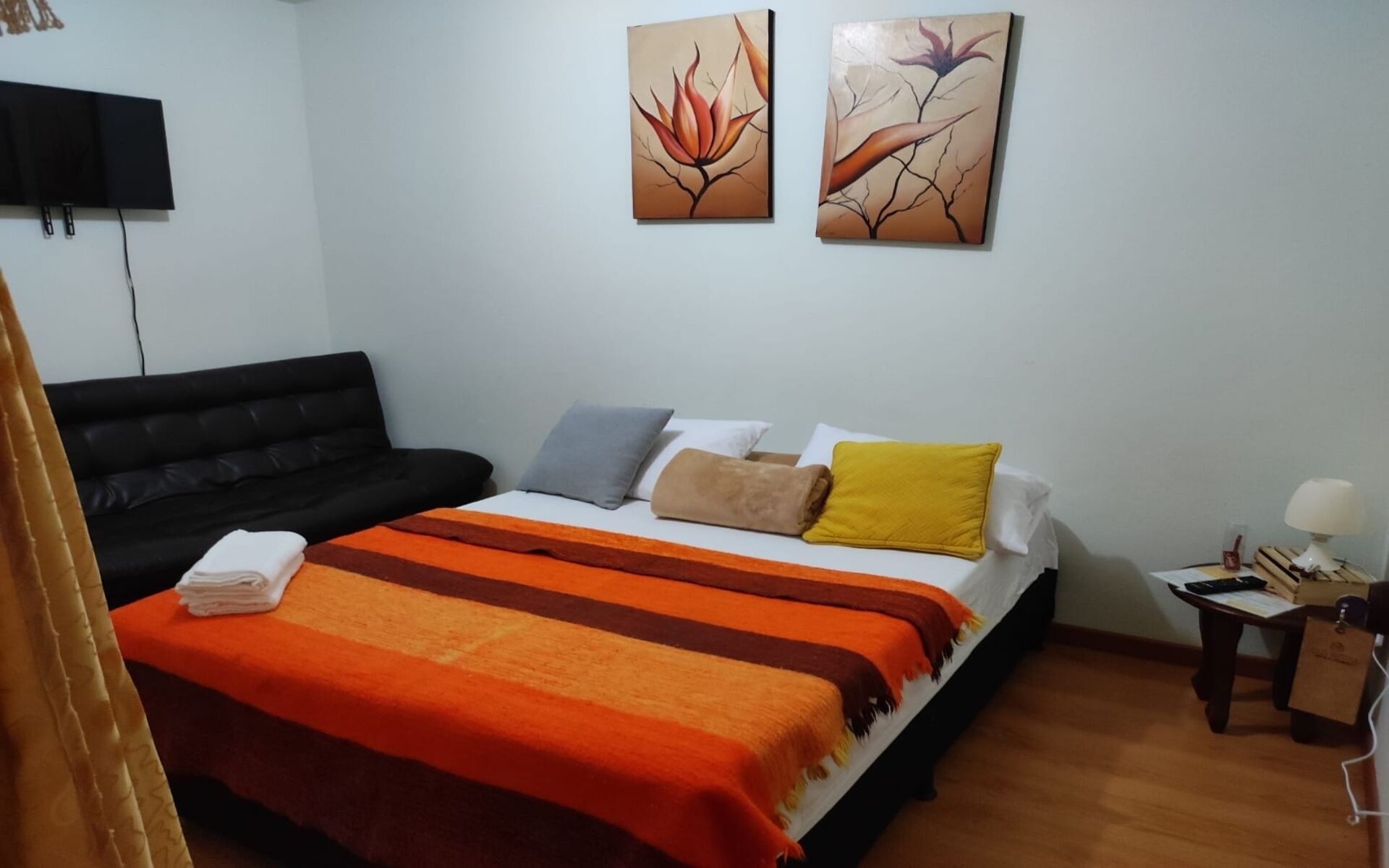 Hotel y Coworking Guatapé, ubicados a 3 cuadras del parque principal