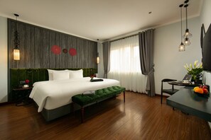 Egyptian cotton sheets, premium bedding, down duvets, pillow-top beds - Hanoi La Mejor Hotel & Sky Bar (Hanoi)