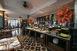Desayuno buffet incluido todos los días
