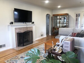 Smart TV - 2 Bdr House in Sugarhouse Near Mts (Salt Lake City)