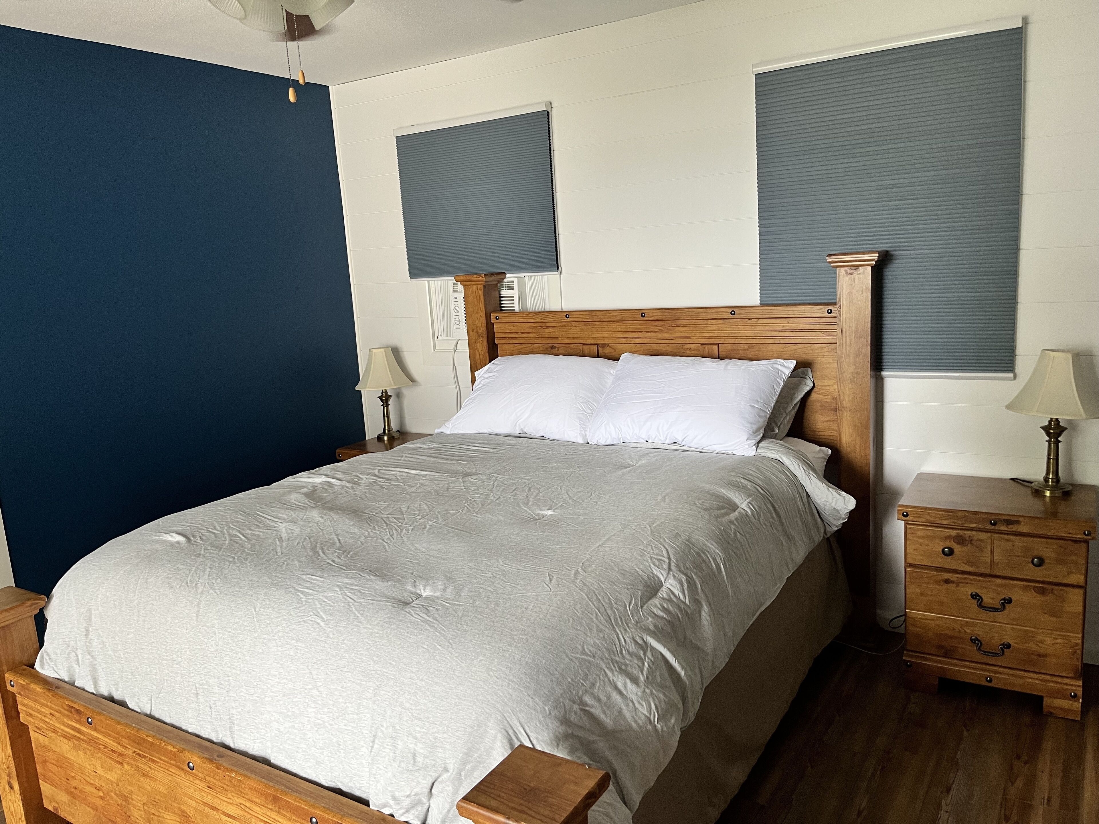 Cozy Lake House with a beautiful view of Lake Koshkonong