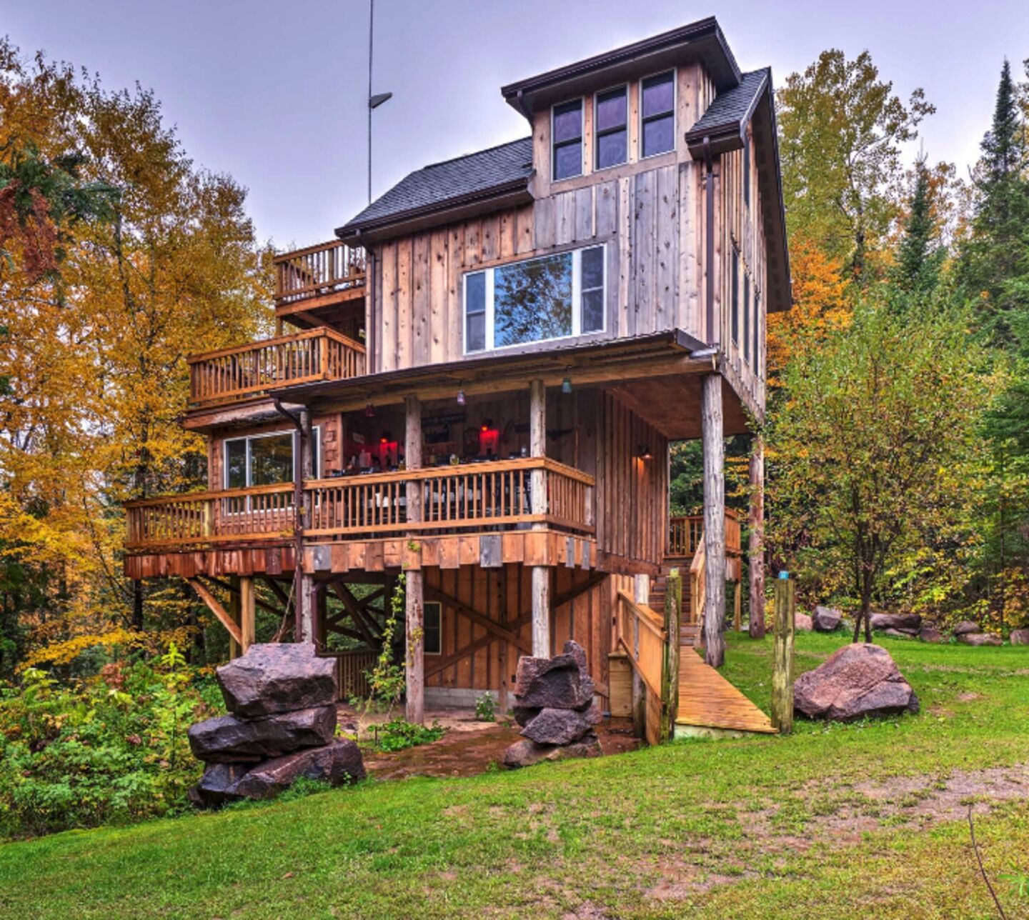 Loon Rapids Eco-Lodge: Eagle's Nest