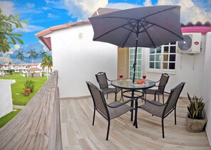 Family Villa | Terrace/patio - HominngBird (Acapulco)