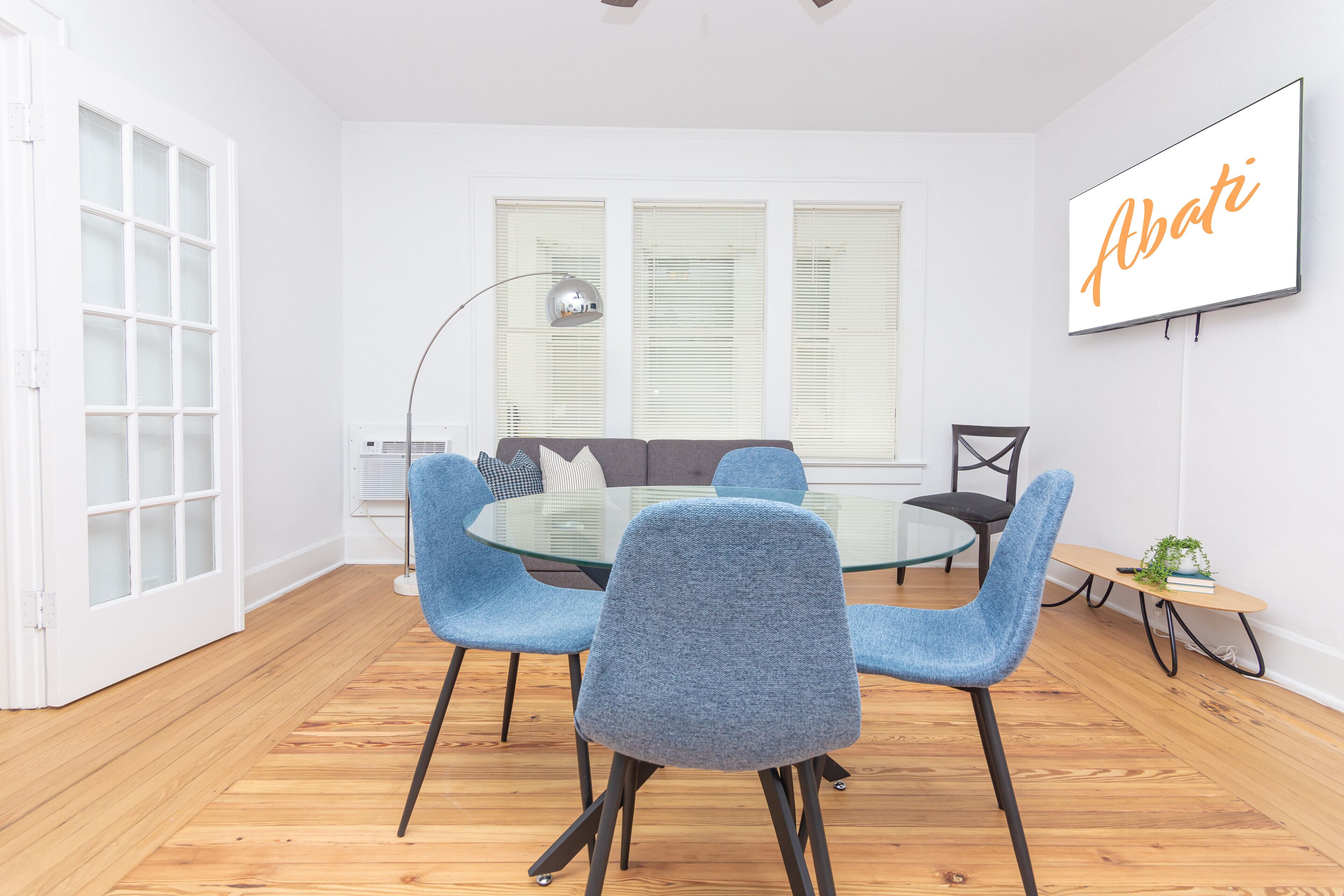 Miami 2 bedroom apartment - right in the heart of Midtown with free parking