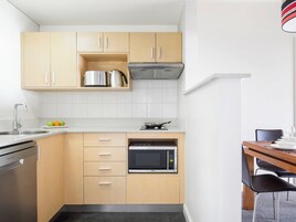  One Bedroom Apartment | Private kitchen | Mini-fridge, coffee/tea maker, electric kettle