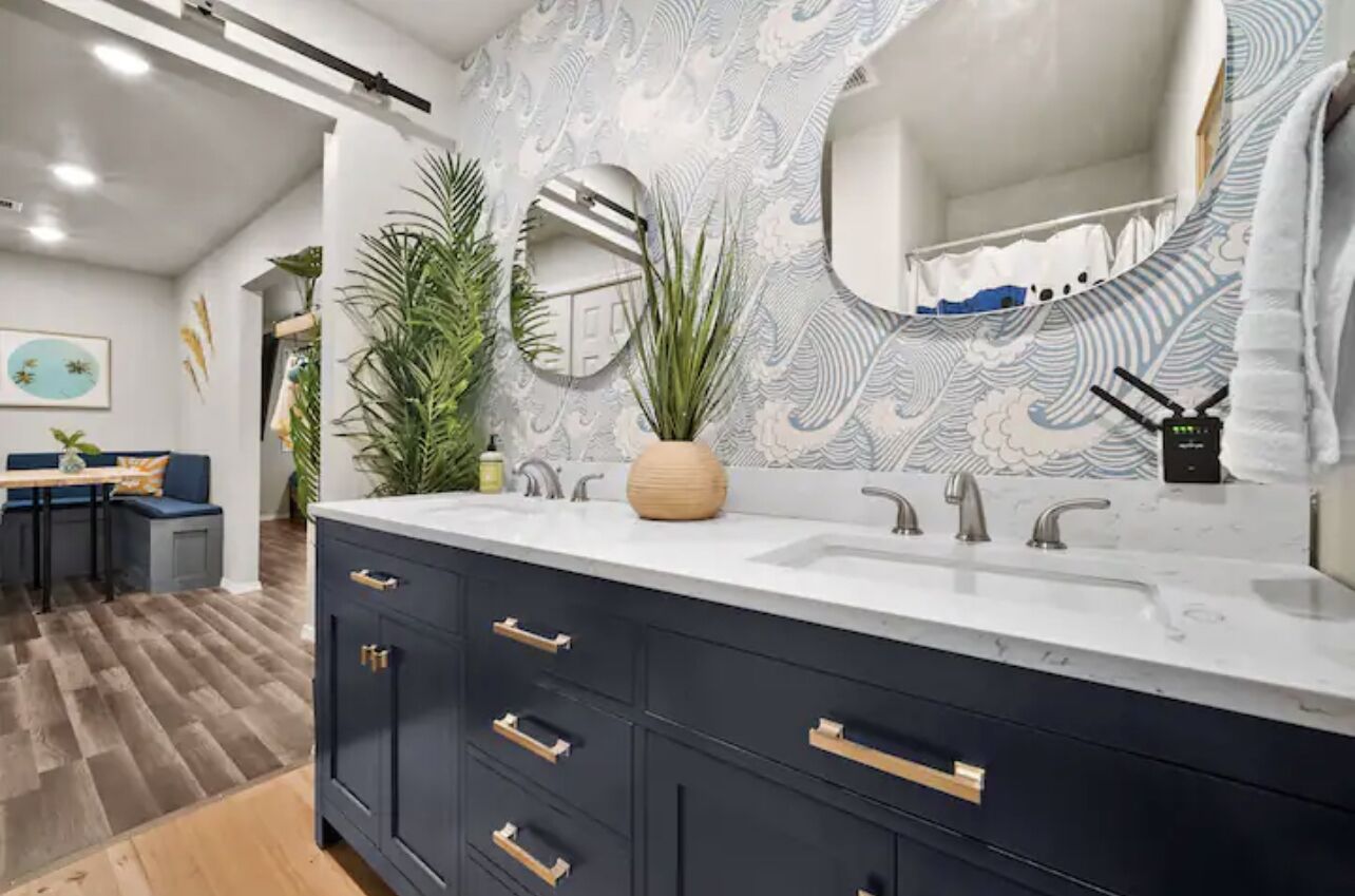 Waikiki Villa 8min-Downtown. Secluded w fire pit