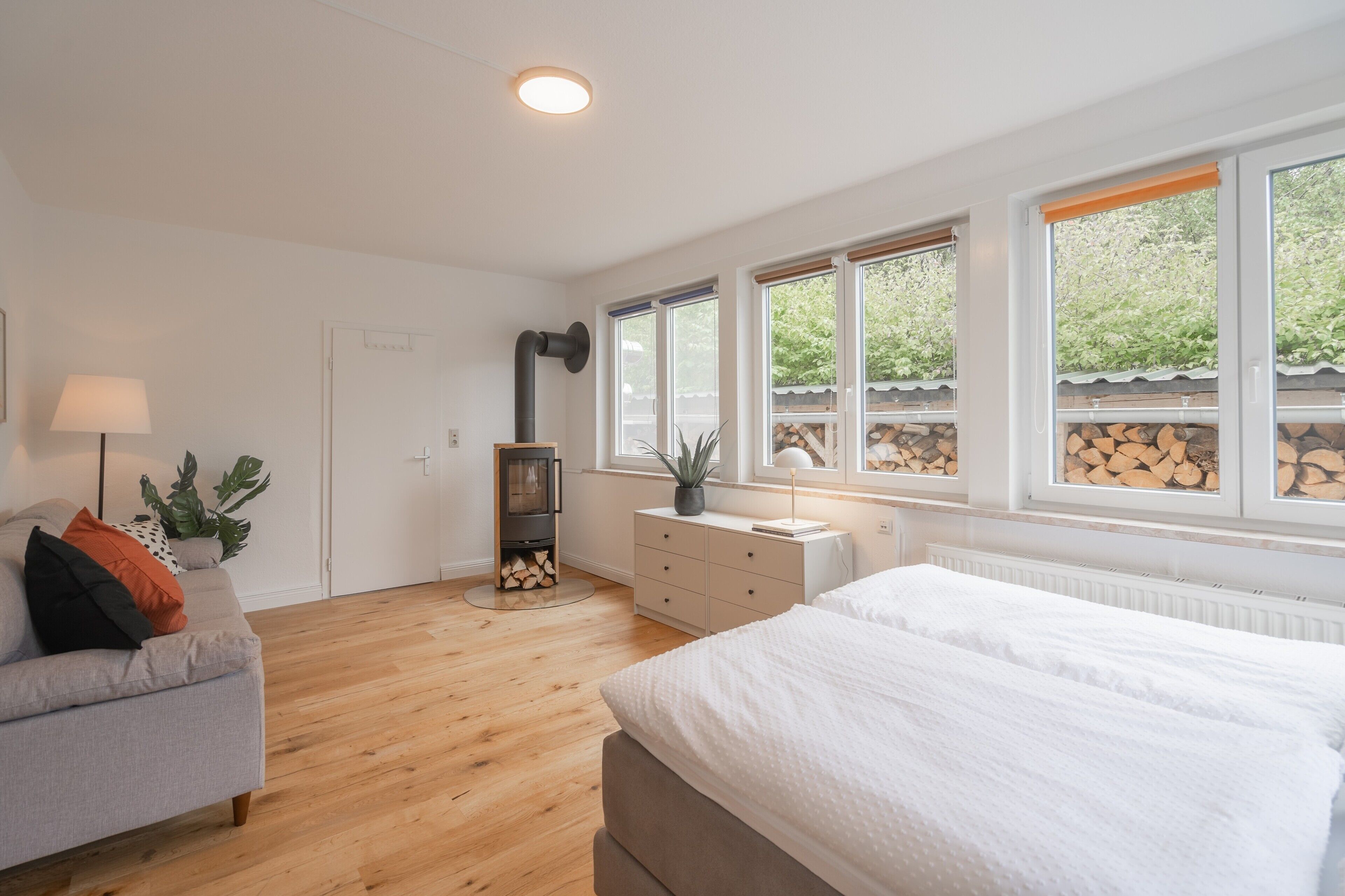 9 bedrooms, iron/ironing board, free WiFi, bed sheets