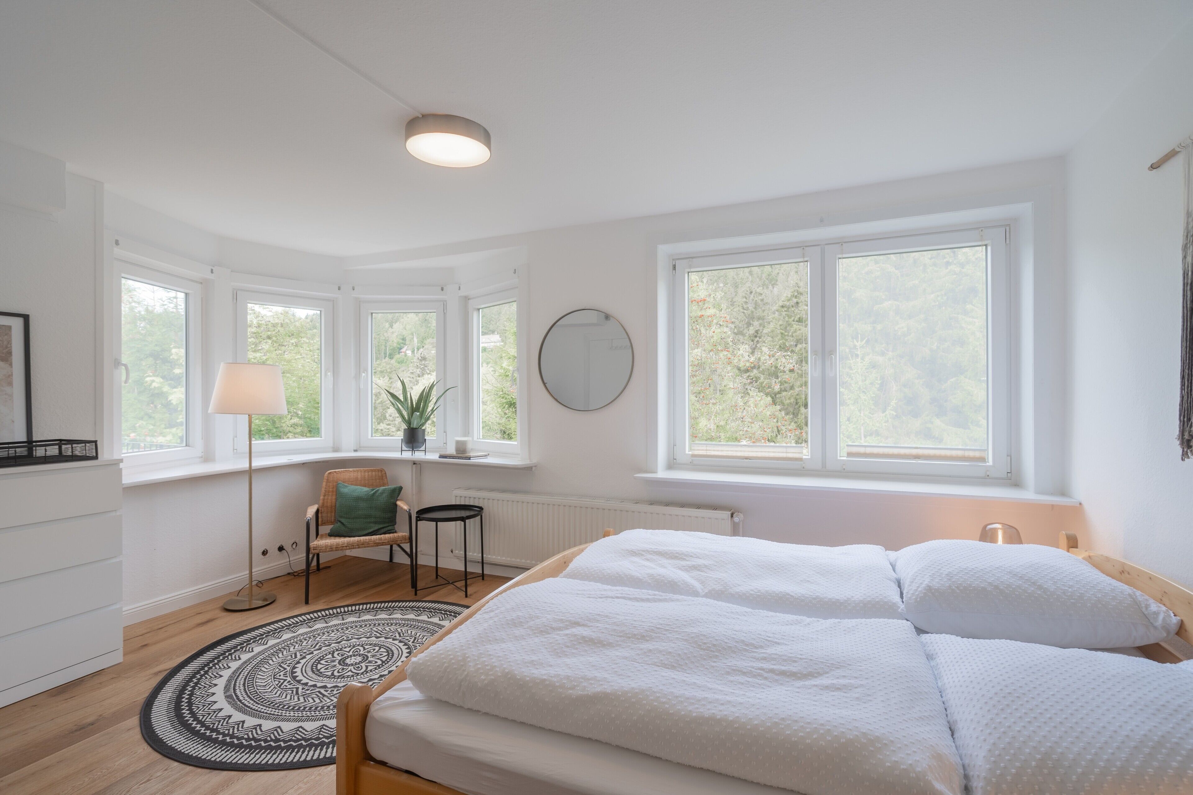 9 bedrooms, desk, iron/ironing board, free WiFi
