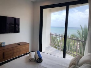 Apartment | 3 bedrooms, in-room safe, blackout drapes, iron/ironing board