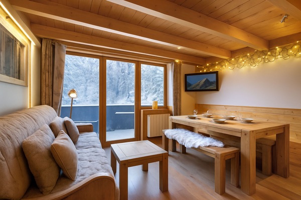 Living and dining room