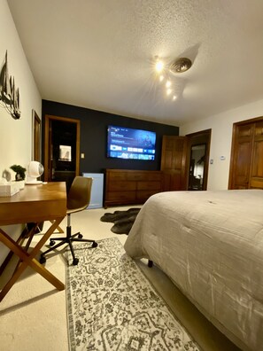 3 Schlafzimmer, Schreibtisch, Bügeleisen/Bügelbrett, kostenloses WLAN