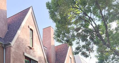 Perfect Retreat For Two!